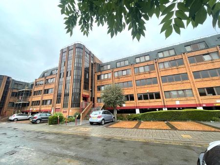 2 bedroom apartment to rent - Photo 3