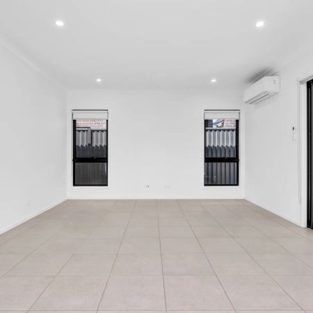 Modern Single-Level Family Home - Photo 3