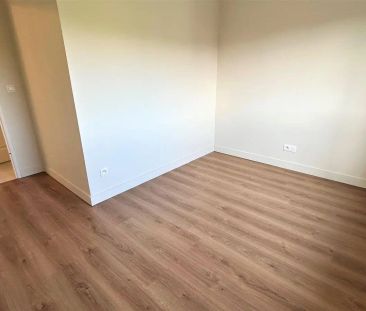 Appartement à louer 3 pièces 61.45m² - Photo 2
