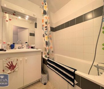Location Appartement 3 pièces 65m² MONTFAVET 84140 - Photo 5
