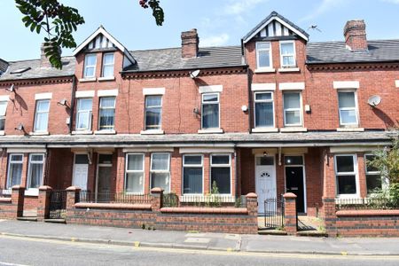 7 bedroom terraced house to rent - Photo 2