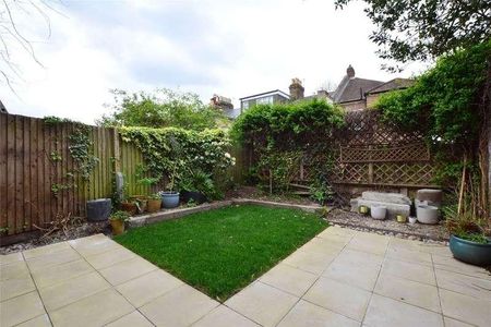 Hassendean Road, Blackheath, London, SE3 - Photo 2