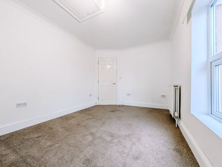 1 Bed Flat, Windsor Street, LU1 - Photo 4