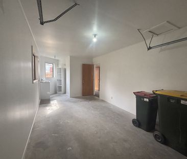 Townhouse - Photo 6