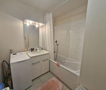 Location Appartement 2 pièces 48m² - Photo 2