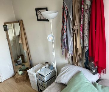 Room in a Shared Flat, Threadgold House, N1 - Photo 1