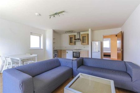 Central Court, Roath, CF24 - Photo 5