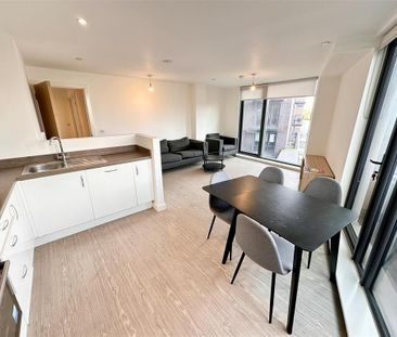3 bedroom apartment to rent - Photo 2