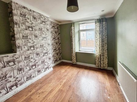 Cliff Terrace, Treforest, PONTYPRIDD - Photo 3