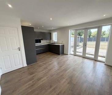 Kenilworth Drive, Wirral - Photo 2