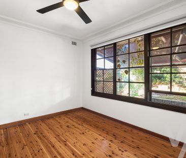 46 Carolyn Street, Adamstown Heights NSW 2289 - House For Rent | Do... - Photo 6