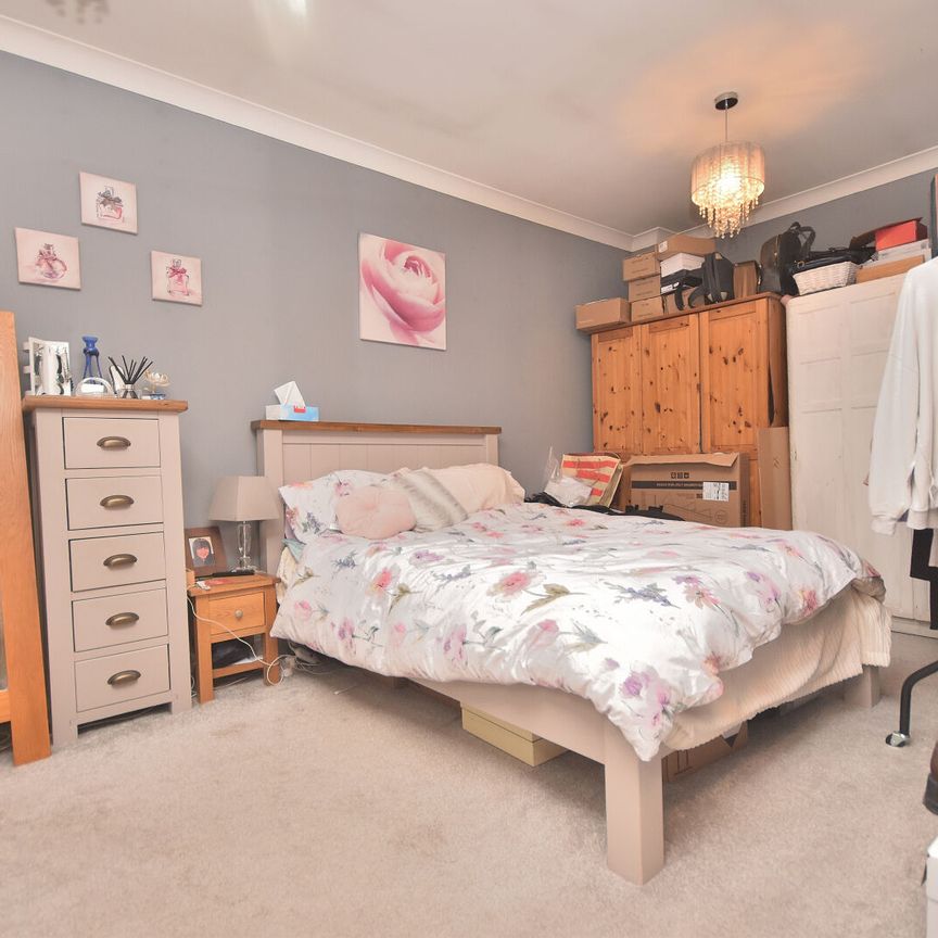 1 bedroom detached bungalow to rent, - Photo 1