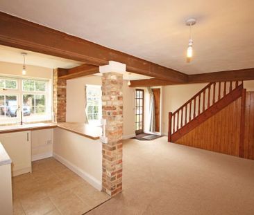 2 bedroom terraced house to rent - Photo 1