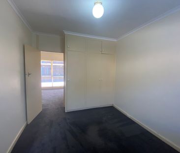 6 / 40 Lillimur Road, ORMOND - Photo 4