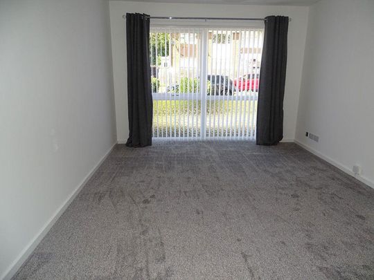 2 bed ground floor flat to rent in NE12 - Photo 1