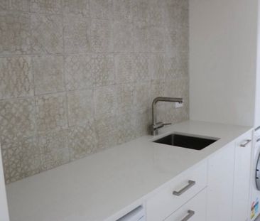 Coolangatta - Photo 1