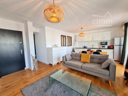 LOCATION MEUBLEE A L'ANNEE - CANET EN ROUSSILON 66140 - APPARTEMENT 2 PIECES - 3EME ETAGE AVEC ASCENSEUR - PYRENEES ORIENTALES - REGION OCCITANIE - Photo 2