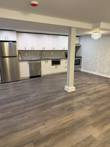 2424 Kaladar AveOttawa, ON K1V 8C1 - Photo 3