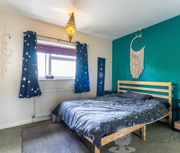 3 Bedroom - Photo 6