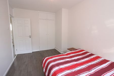 Morant Street – Room 3 - Photo 4