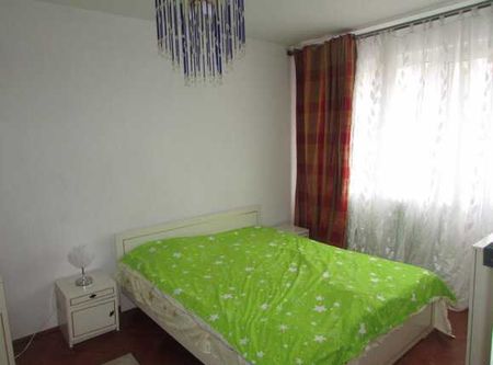 Apartament 2 camere, 52 mp, etaj intermediar, parcare, zona Hotel Royal - Photo 2