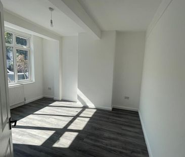 Woodmansterne Road SW16 - Photo 4