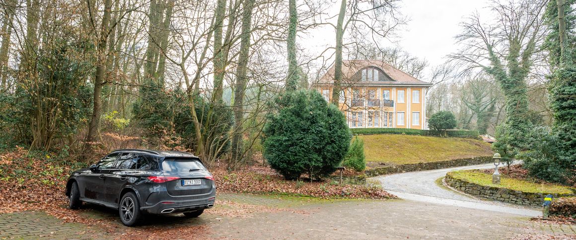 Schicke 2 Zimmerwohnung mit Einbauküche und Stellplatz in historischer Müllerburg in Oerlinghausen - Foto 1