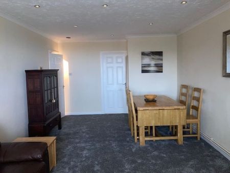 Sarlou Court, Uplands, Swansea. SA2 0LW - Photo 2