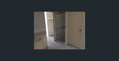 Modern Unit Living in Buderim - Photo 3