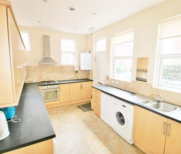 Hesketh Avenue, Kirkstall, LS5 3EU, Leeds - Photo 1