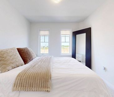 For Lease - 19 Central Market Drive, Haldimand, Ontario - Photo 1