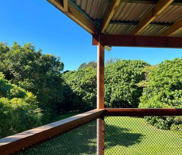 Elevated two bedroom home - Photo 5