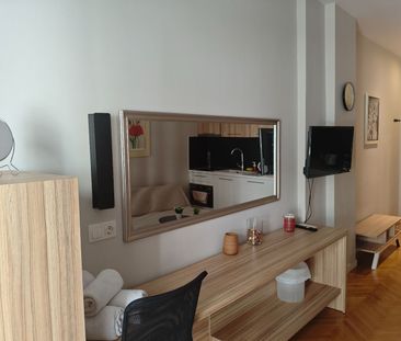 Studio/Γκαρσονιέρα για ενοικίαση - Κέντρο Θεσσαλονίκης, - Φωτογραφία 1