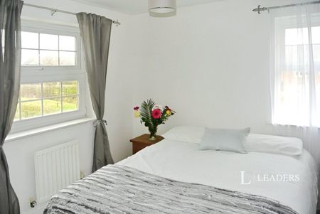 2 bedroom house to rent Badger Lane, Bourne, Lincolnshire, PE10 - Photo 4