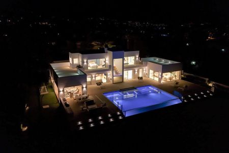Luxury Villa for rent in Estepona, Spain - Photo 4