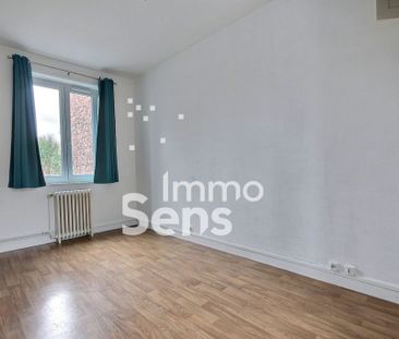 Location appartement - Wasquehal Mouvaux Wasquehal - Photo 2