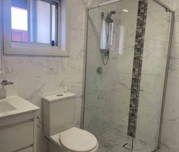 2 Bedroom Granny Flat for rent in Glenfield! - Photo 3