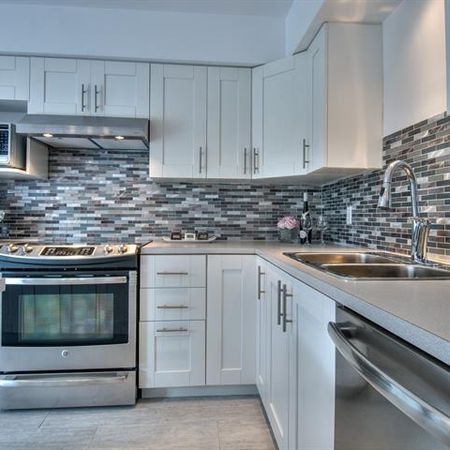 Beau 8 1/2 rénové proche métro Fabre - Photo 4