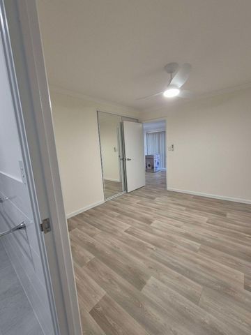 Morley - Photo 2