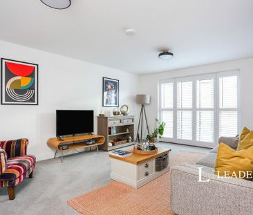 5 bedroom detached house to rent - Photo 1