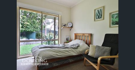 Walk To Schools - Photo 5