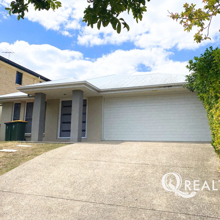 🏡Large 5 Bedroom Low-set Family Home in Forest Lake! - Photo 1