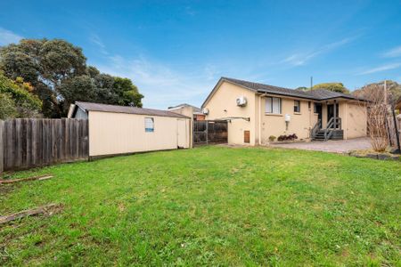 13 Ashwood Drive, Nunawading - Photo 2