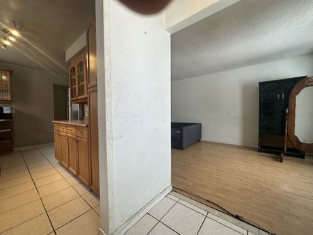 For Lease - 42 Montjoy Crescent, Brampton, Ontario - Photo 3