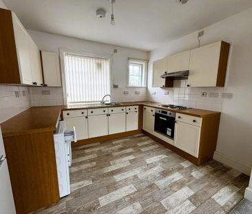 2 bedroom apartment to rent - Photo 4