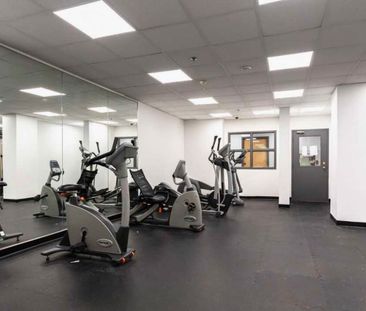 For Lease - 4 Lisa Street Unit# 1401, Brampton, Ontario - Photo 6