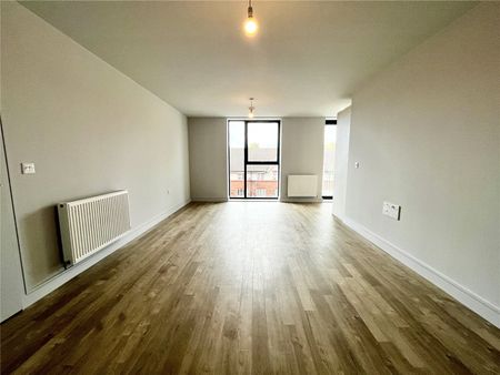 2 Bedroom - Photo 4