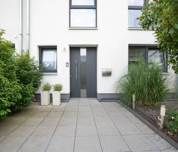 Ein Traum vom Haus und herrliche Familienlage - Photo 4