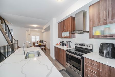 For Lease - 1 Shawfield Way Unit# 76, Whitby, Ontario - Photo 5