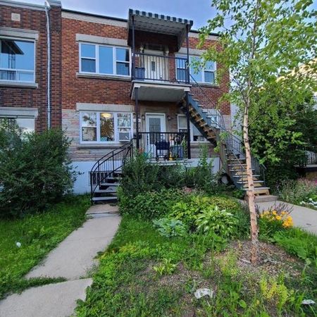 🏡 Cession de bail – 2 Chambres • 1700 pi² • Sous-sol habitable • Cour arrière • Wifi inclus • Chiens acceptés 🐶• Métro Monk/Jolicoeur • 1 900 $ - Photo 4